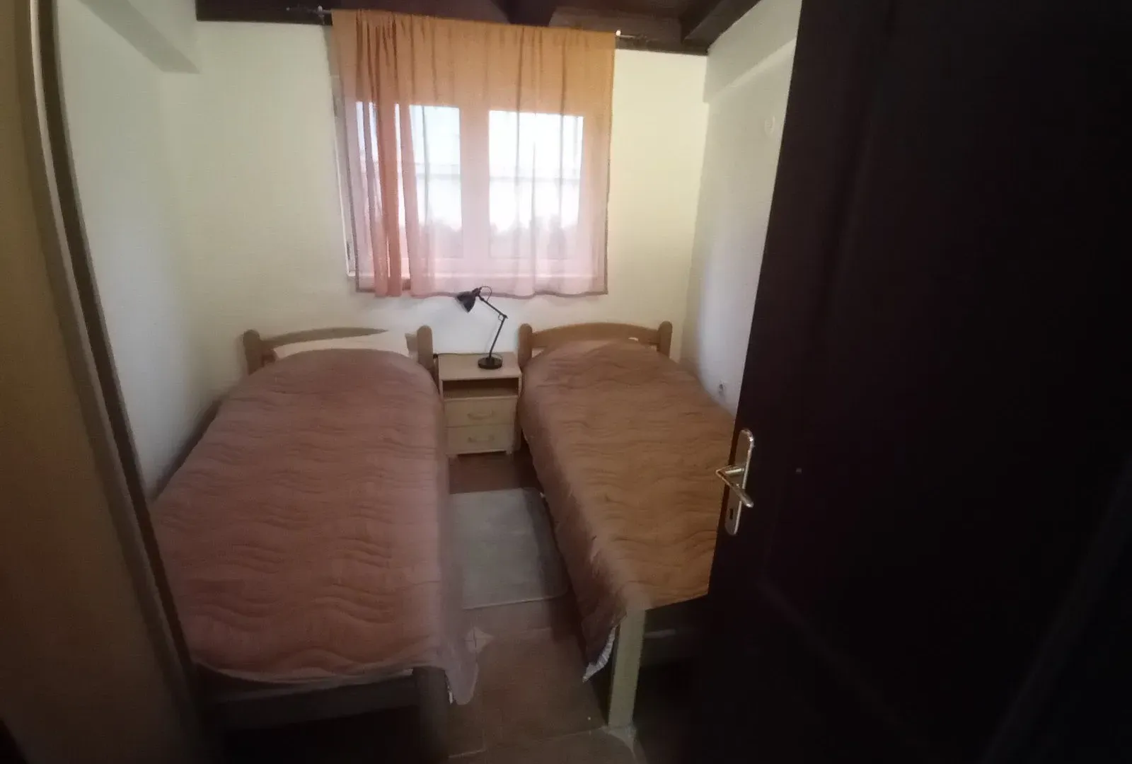 Izdavanje, dvosoban stan, 56m², Centar, Herceg Novi