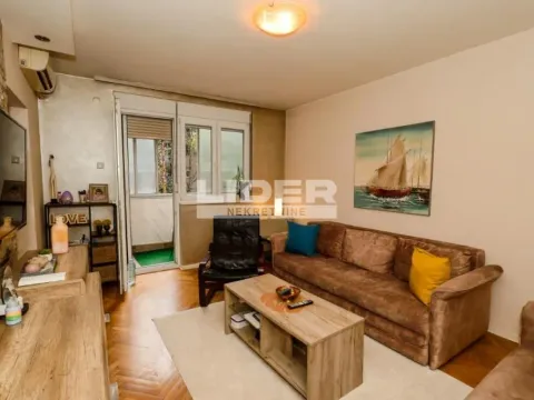 Sale, two bedroom apartment, 51m², Bežanija, Beograd