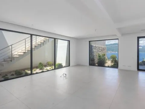 Sale, house, 328m², Krašići, Tivat - image 3