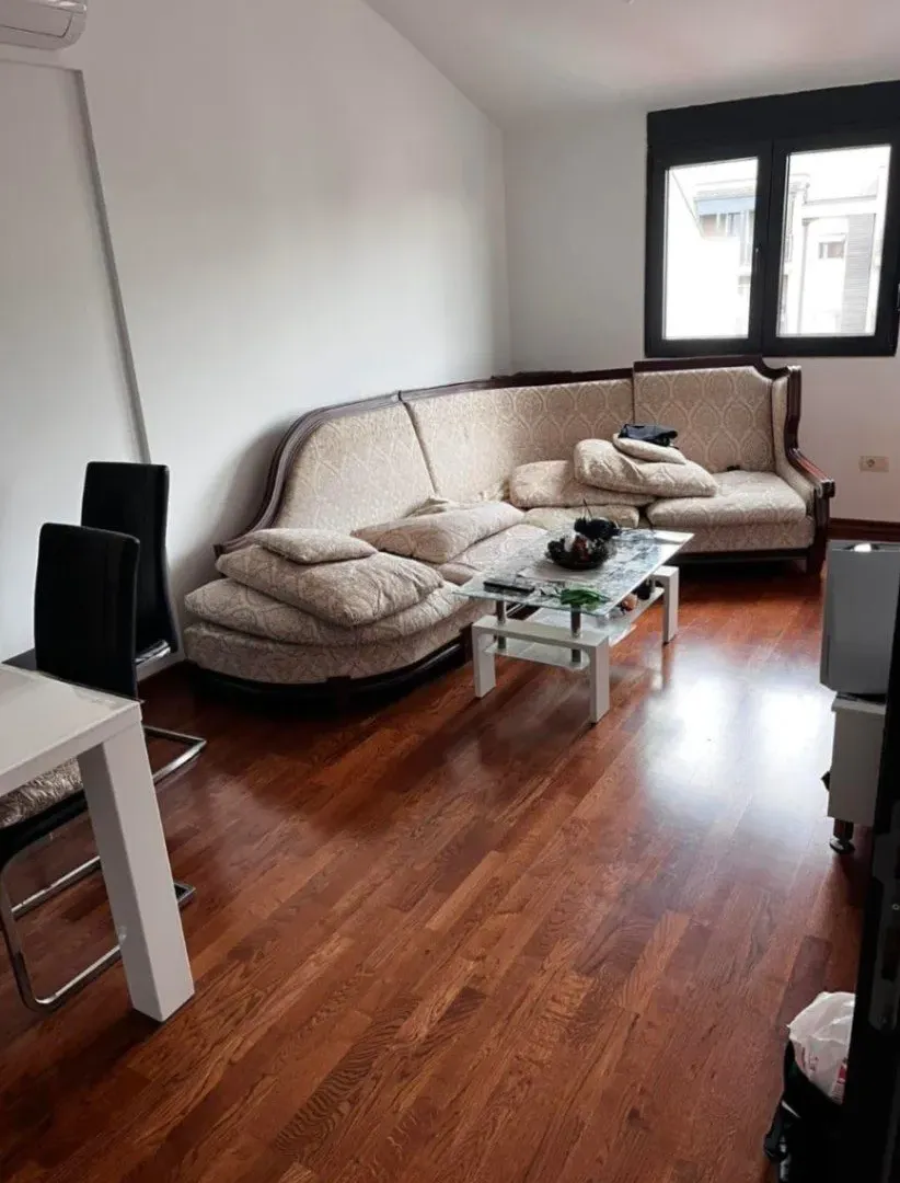 Izdavanje, jednosoban stan, 45m², Ljubović, Podgorica
