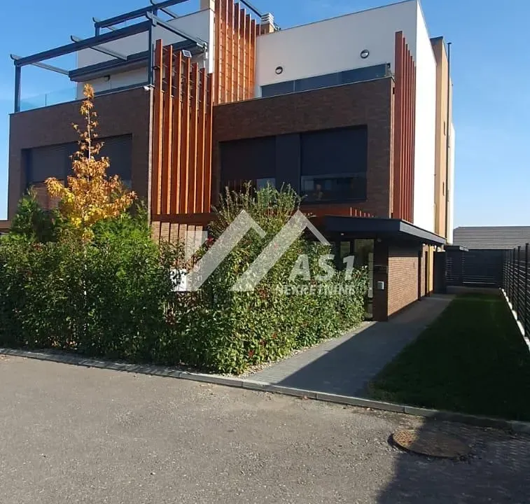 Prodaja, kuća, 181m², Petrovaradin, Novi Sad