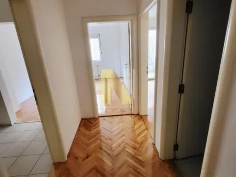 Izdavanje, jednosoban stan, 38m², Podbara, Novi Sad Sve Podlokacije - image 4