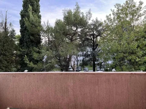 Izdavanje, jednosoban stan, 45m², Preko Morače, Podgorica - image 2