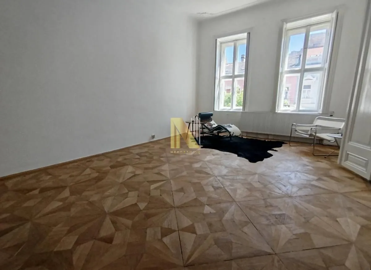 Rent, three bedroom apartment, 200m², Centar, Novi Sad
