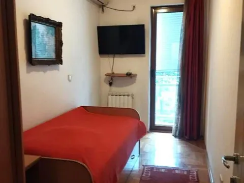 Izdavanje, dvosoban stan, 75m², Preko Morače, Podgorica - image 6