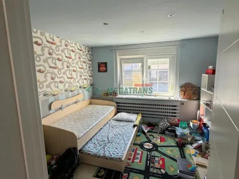 Izdavanje, kuća, 130m², Salajka, Novi Sad Sve Podlokacije - image 4