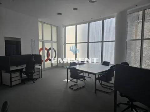 Rent, office space, 200m², Savski Venac, Beograd - image 12