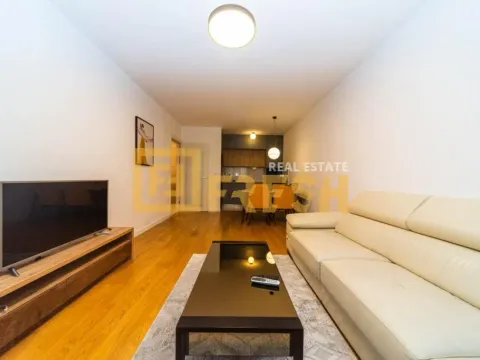 Izdavanje, dvosoban stan, 70m², City Kvart, Podgorica - image 2