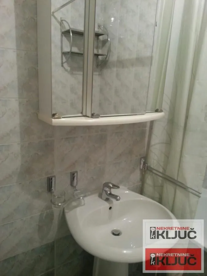 Prodaja, dvosoban stan, 56m², Grbavica, Novi Sad Sve Podlokacije