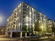 Izdavanje, trosoban stan, 77m², Savski Venac, Beograd - image 13