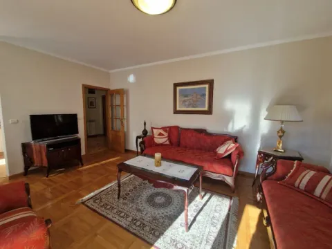 Izdavanje, stan, 100m², Preko Morače, Podgorica - image 2