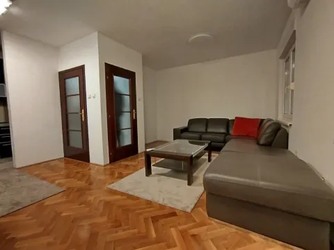 Rent, apartment, 46m², Blok 6, Podgorica - image 2