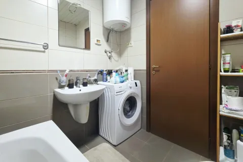 Prodaja, jednosoban stan, 51m², City Kvart, Podgorica - image 14