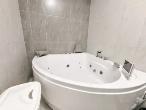 Sale, three bedroom apartment, 95m², Rozino, Budva - image 9