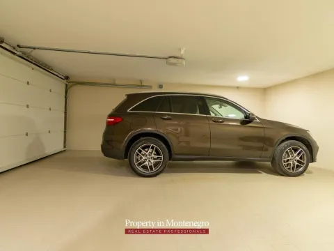 Sale, house, 400m², Bečići, Budva - image 38