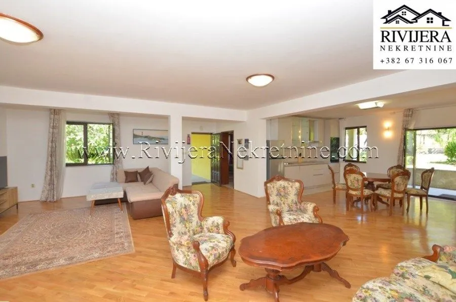 Prodaja, kuća, 241m², Đenovići, Herceg Novi