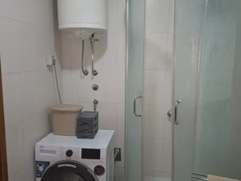 Izdavanje, jednosoban stan, 41m², Stari Aerodrom, Podgorica - image 7