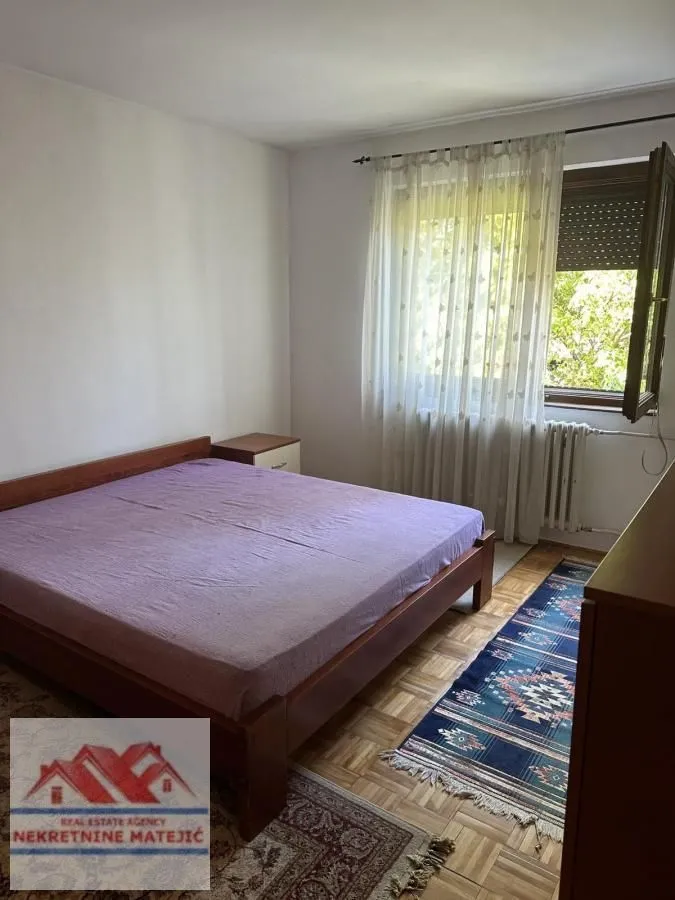 Prodaja, dvosoban stan, 60m², Centar, Kragujevac