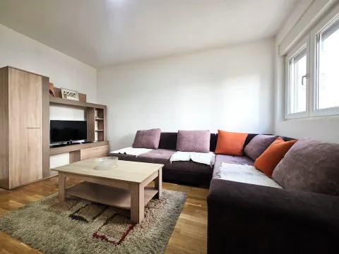 Rent, apartment, 65m², Zagorič, Podgorica - image 1