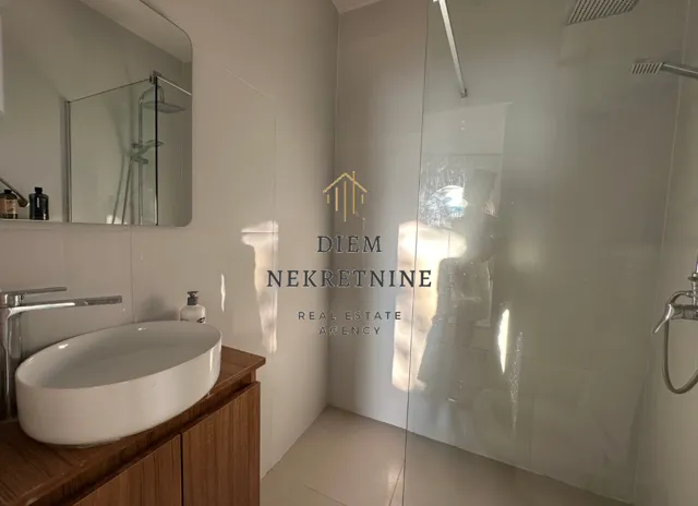 Sale, studio apartment, 23m², Bečići, Budva