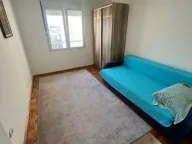 Izdavanje, trosoban stan, 100m², Centar, Bar - image 3