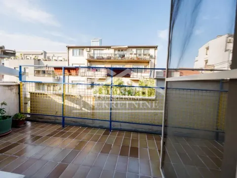 Prodaja, četvorosoban stan, 84m², Gundulićev Venac, Beograd - image 5