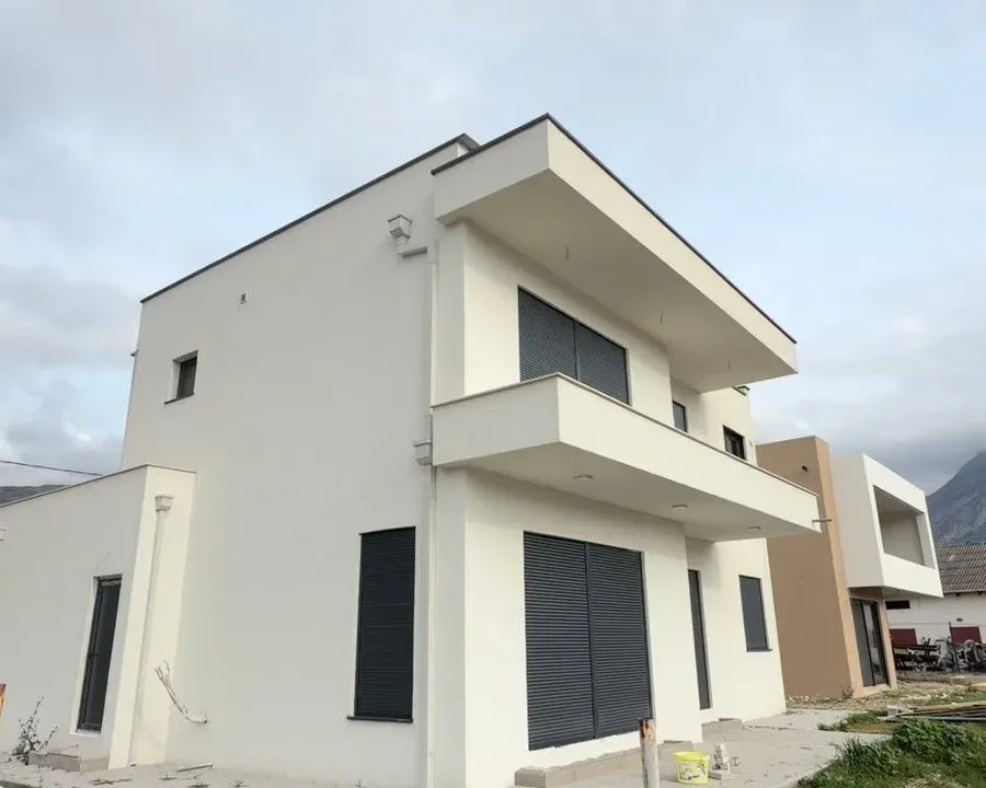 Sale, house, 225m², Bar, Crna Gora