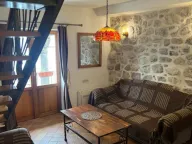 Rent, two bedroom apartment, 80m², Donja Lastva, Tivat - image 1