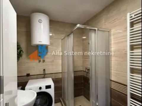 Izdavanje, trosoban stan, 100m², Savski Venac, Beograd - image 16