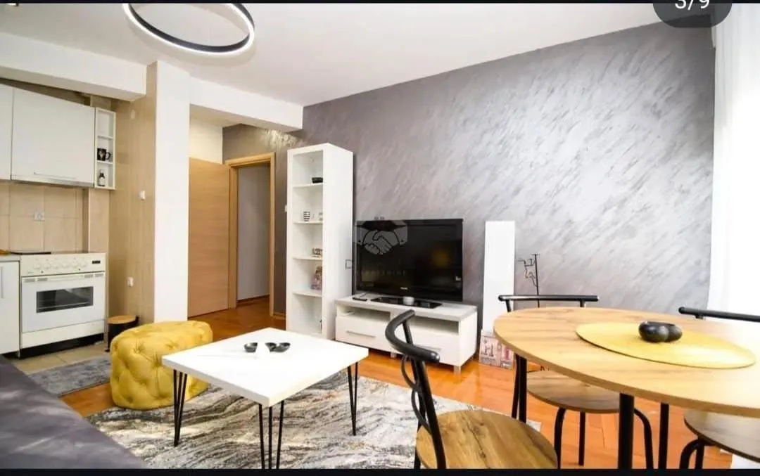 Prodaja, dvosoban stan, 37m², Centar, Podgorica