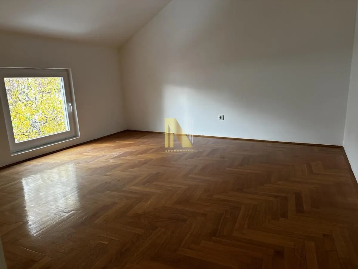 Rent, office space, 72m², Socijalno, Novi Sad Sve Podlokacije