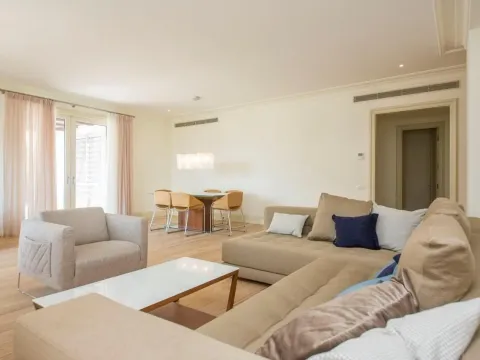 Rent, two bedroom apartment, 164m², Porto Montenegro, Tivat - image 3