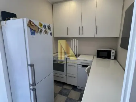 Izdavanje, dvosoban stan, 48m², Centar, Novi Sad - image 4