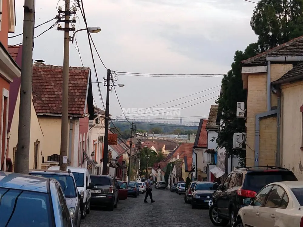 Prodaja, kuća, 200m², Zemun Gardoš, Zemun Sve Podlokacije