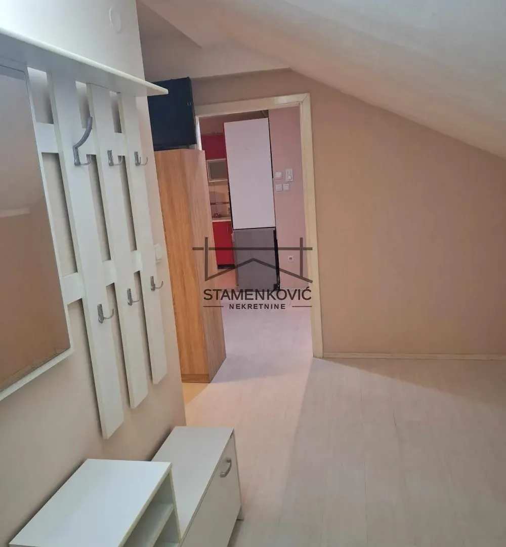 Prodaja, dvosoban stan, 68m², Socijalno, Novi Sad Sve Podlokacije
