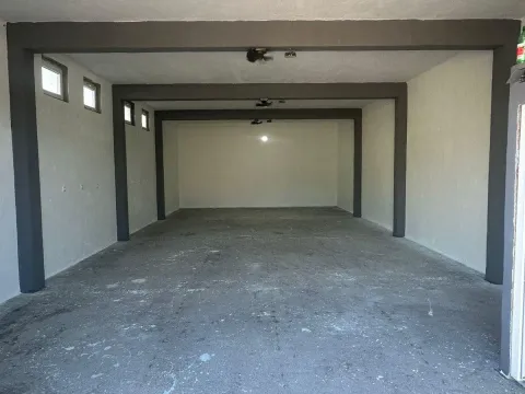 Rent, parking/garage, 105m², Cijevna, Podgorica - image 7