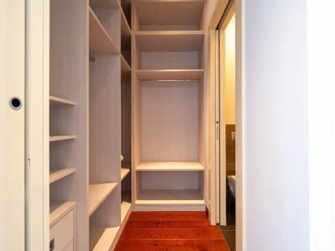 Prodaja, trosoban stan, 203m², Kod Capital Plaze, Podgorica - image 12