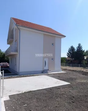 Kuća in Misa