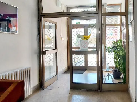 Sale, office space, 831m², Trstenik, Srbija - image 12