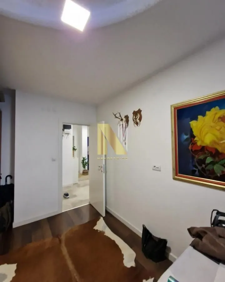 Prodaja, četvorosoban stan, 145m², Telep, Novi Sad Sve Podlokacije