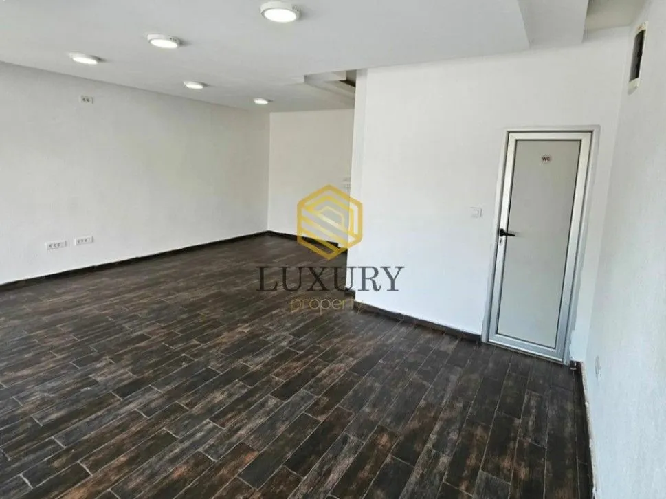 Rent, office space, 70m², Pobrežje, Podgorica