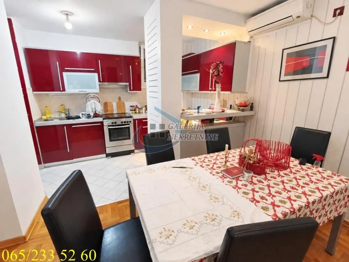 Prodaja, trosoban stan, 84m², Cerak Vinogradi, Beograd