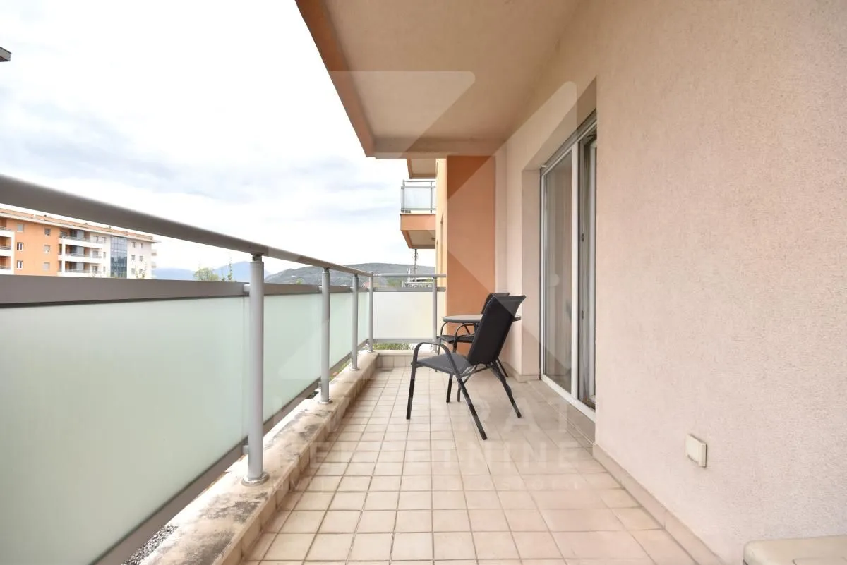 Rent, three bedroom apartment, 120m², City Kvart, Podgorica
