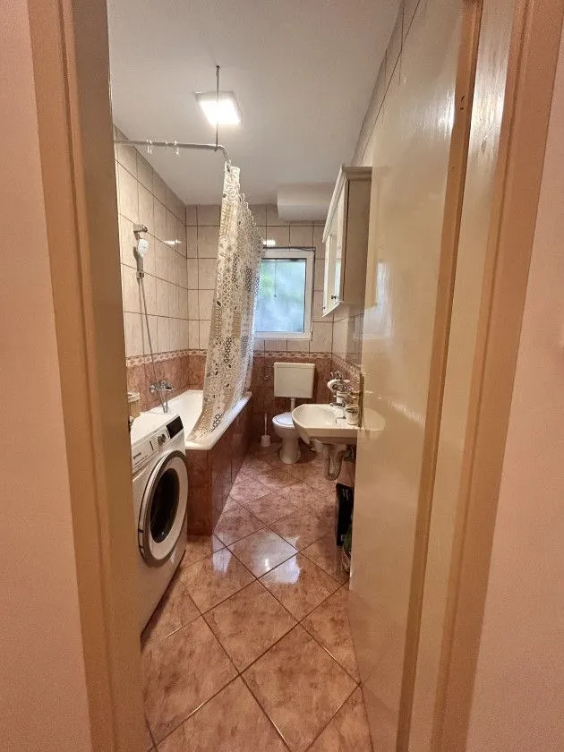Rent, apartment, 100m², Tivat, Crna Gora