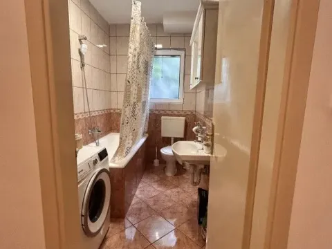 Rent, apartment, 100m², Tivat, Crna Gora - image 8