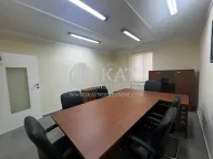 Izdavanje, poslovni prostor, 82m², Stari Grad, Beograd - image 2