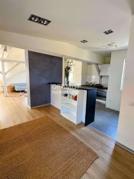 Izdavanje, trosoban stan, 64m², Kosančićev Venac, Beograd - image 4