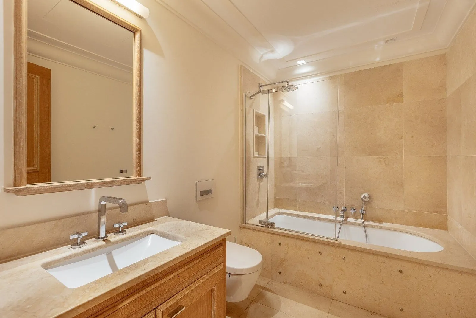 Prodaja, dvosoban stan, 117m², Porto Montenegro, Tivat