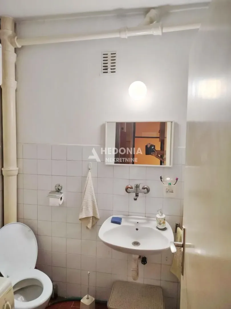 Prodaja, dvosoban stan, 60m², Novi Beograd Sve Podlokacije, Beograd