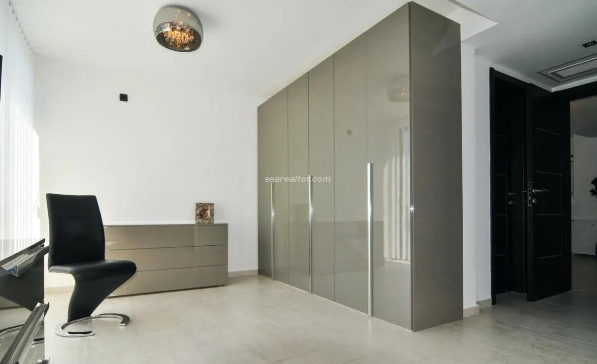 Prodaja, kuća, 390m², Mrčevac, Tivat